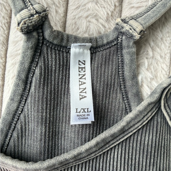 Gray Ribbed Athletic Top - Picture 2 of 3